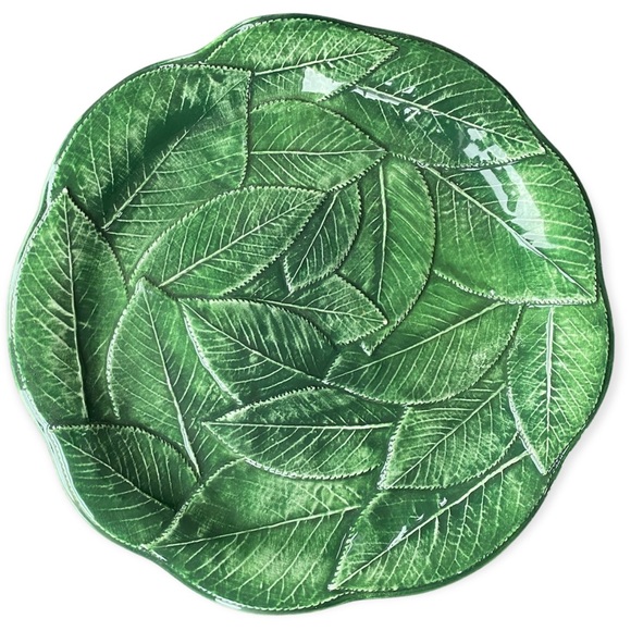 Vietri Other - VIETRI FOGLIA LEONARDO MAJOLICA Green Leaf Plate